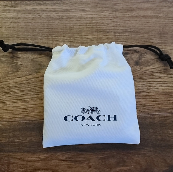 Coach Rose Gold Earring + Necklace set - Picture 4 of 4